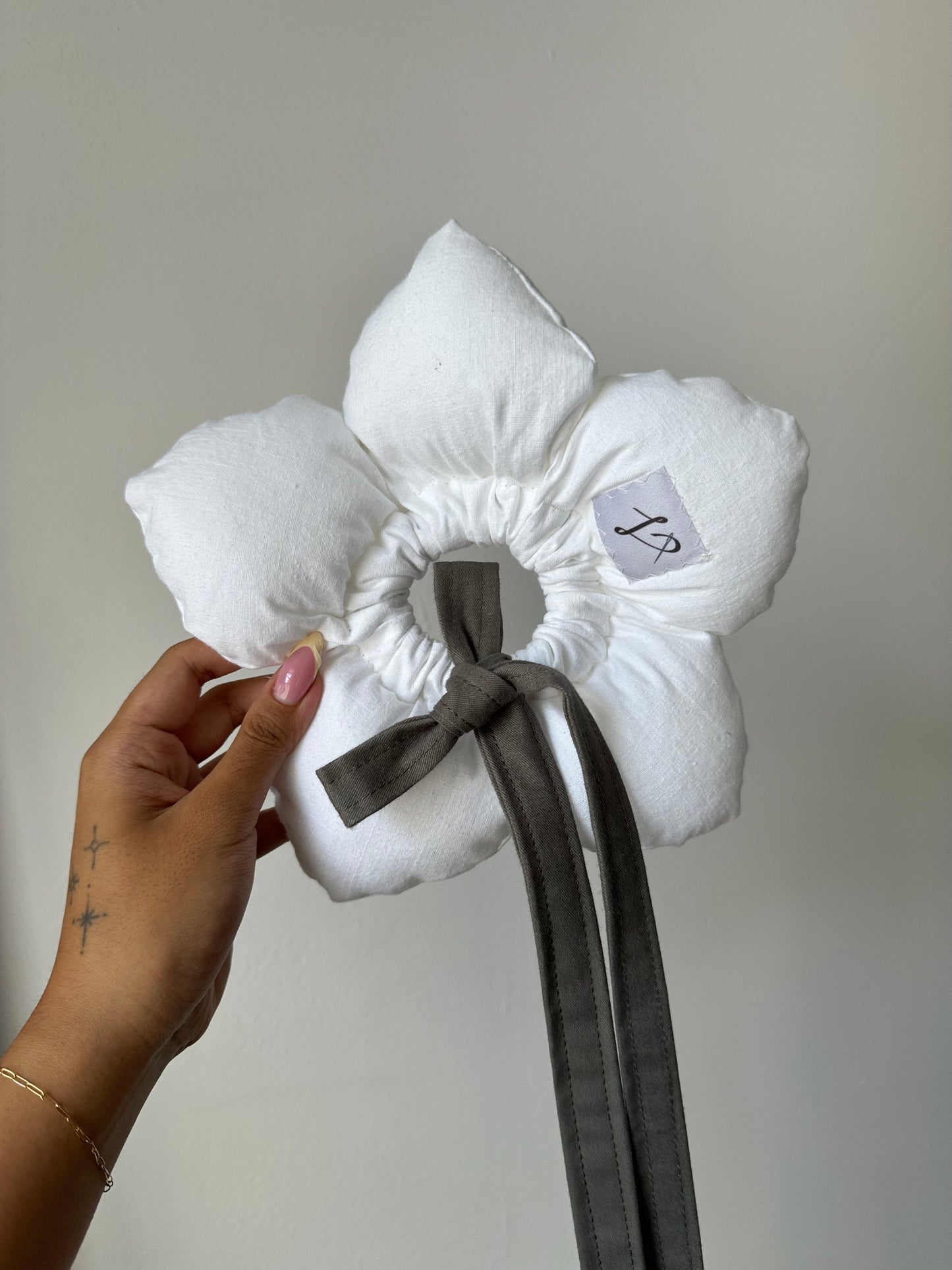 The Sampaguita Scrunchie - Classic